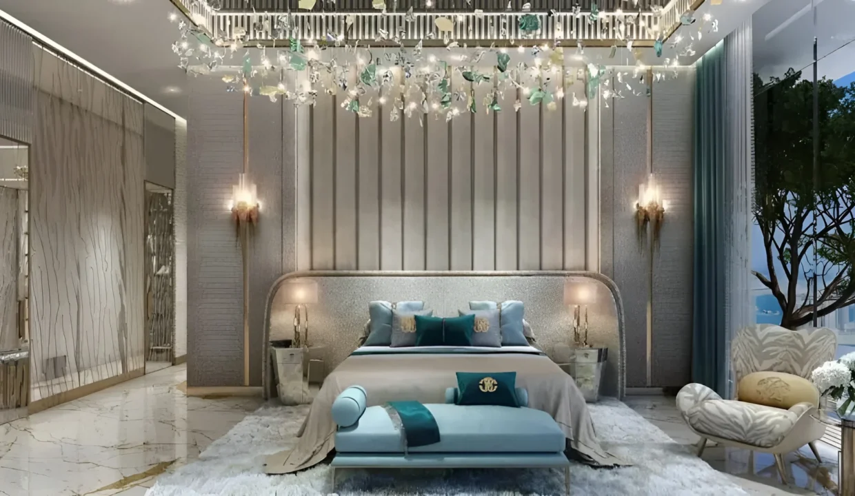 Canal Crown Image - 1